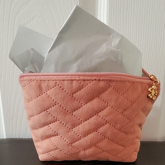 Innisfree Luxury Skincare 3 PC set 🎁 GIFT Bag - Picture 5 of 11